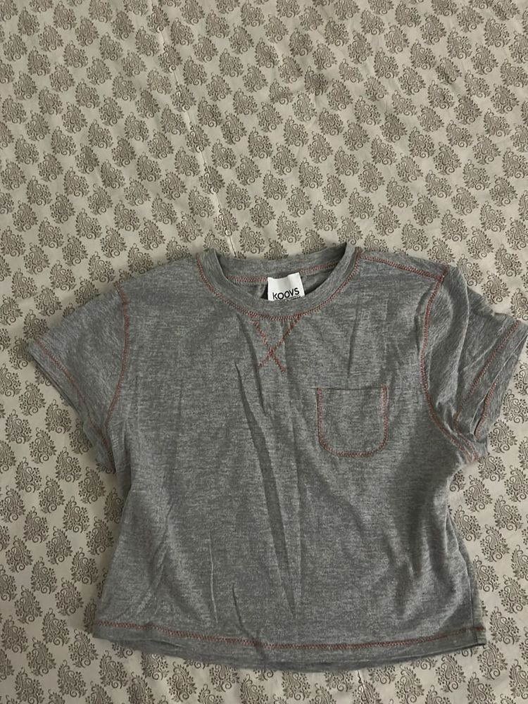 Outstiched Crop Top