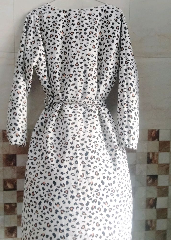 Brand :Zara , Size : M