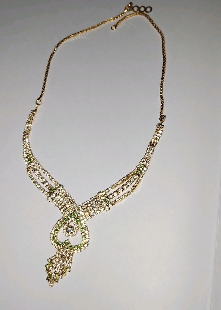 Chain# necklace# Gold 🏆 And Green 🟢 Color