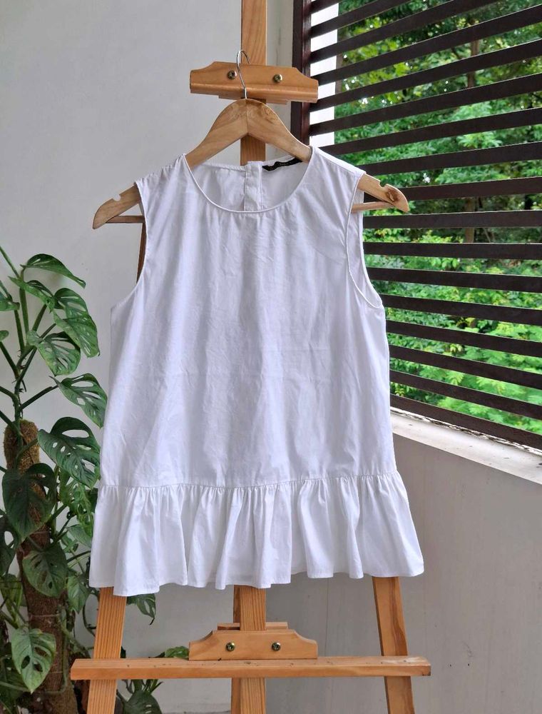 ZARA White Ruffle Hem Sleeveless Top