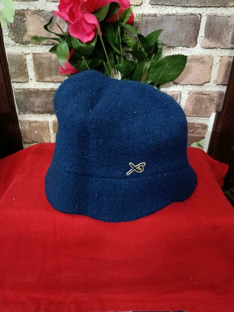 Condition Good Blue Wool Hat