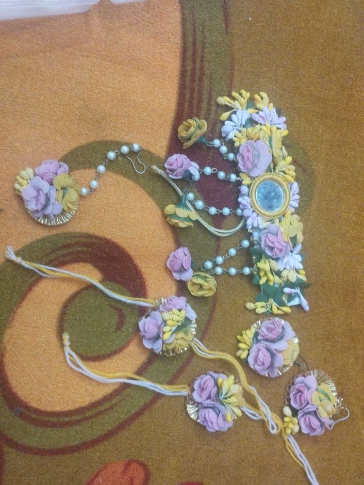 Floral Jewellery Set