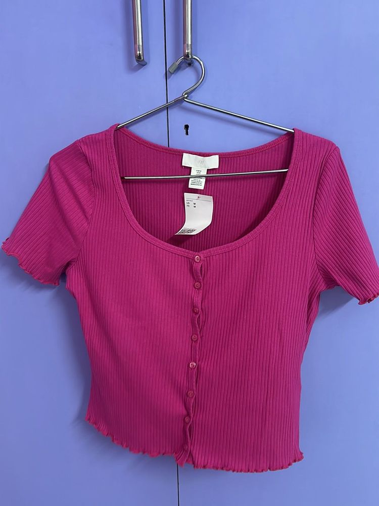 H&amp;M Top With Tags