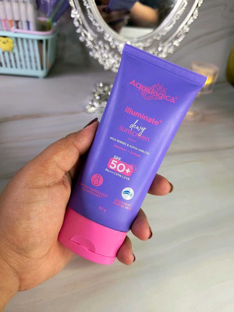 Aqualogica Illuminate Dewy Sunscreen