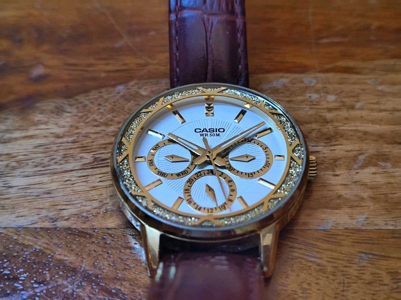 Casio Women&#39;s Watch