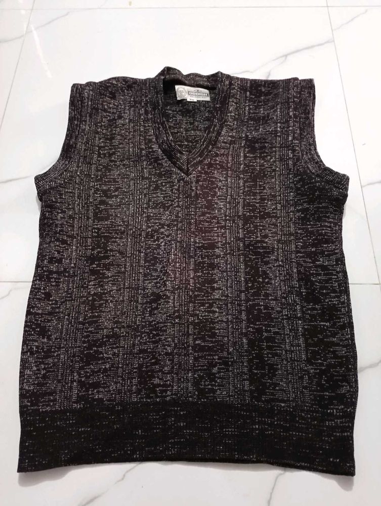Sleeveless Sweater Vest