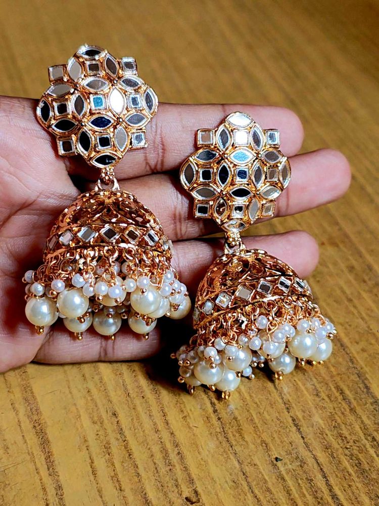 Earrings No:11