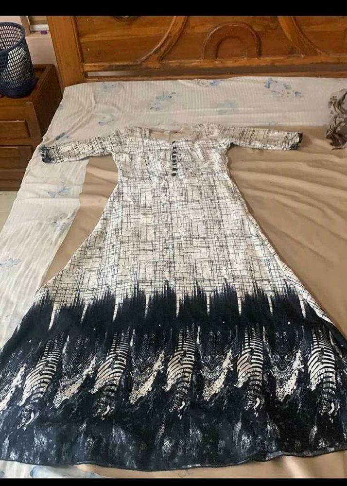 Offer Gown