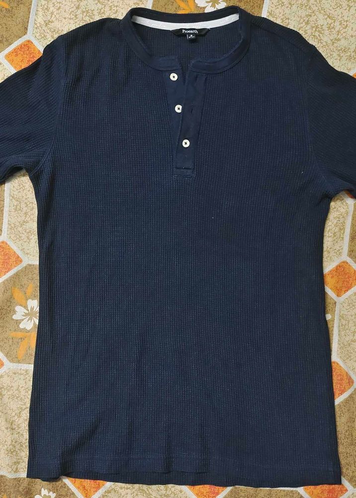 Men&#39;s Navy Henley Shirt