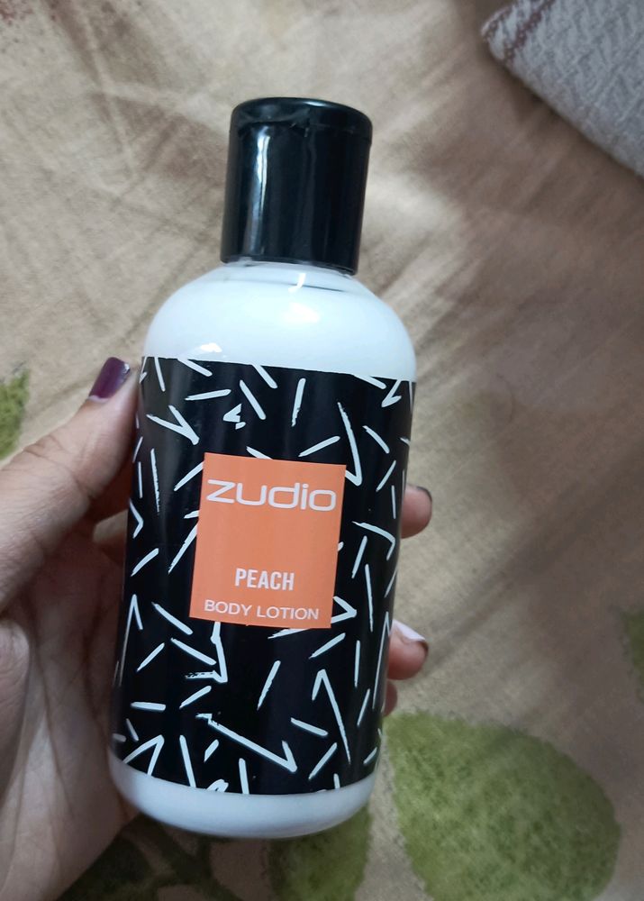 Zudio Peach Body lotion