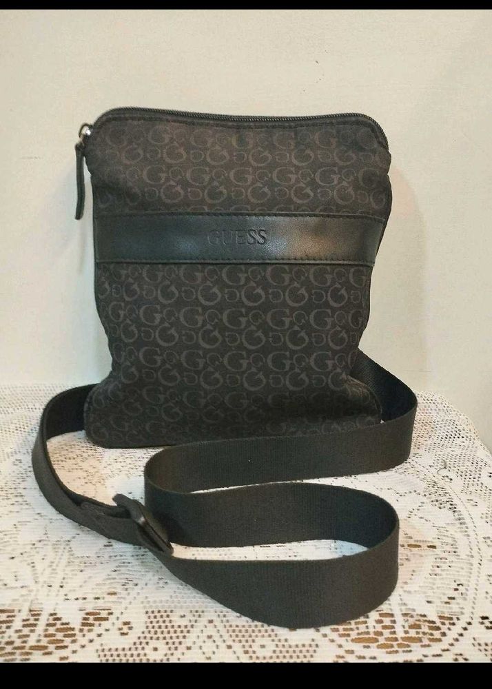 Guess Crossbody Bag🌸