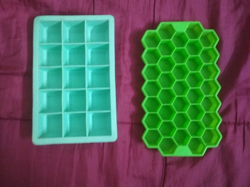 Silicone Quality Ice Maker Trays 7x4.5 Inches