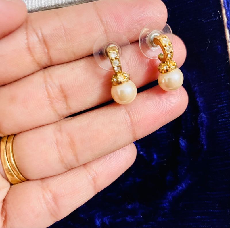 Delicate C Shaped Diamond Earring With Pearl