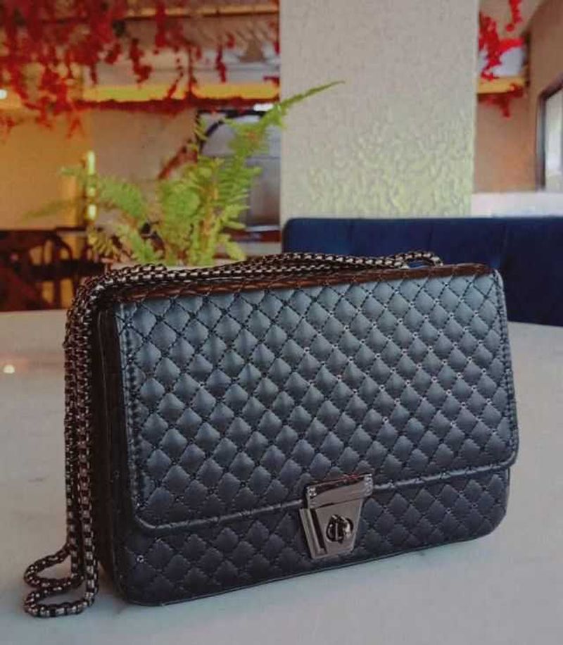 Quilted Chain Crossbody Bag