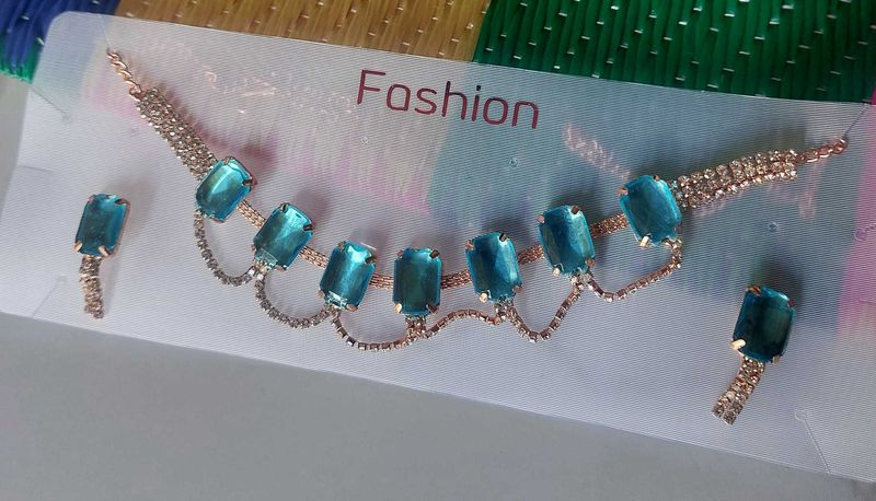 Teal Gemstone Necklace Set