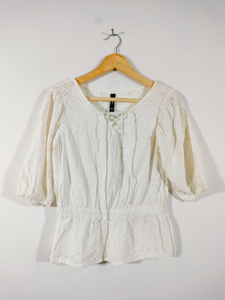 White Casual Top (Women&#39;s)
