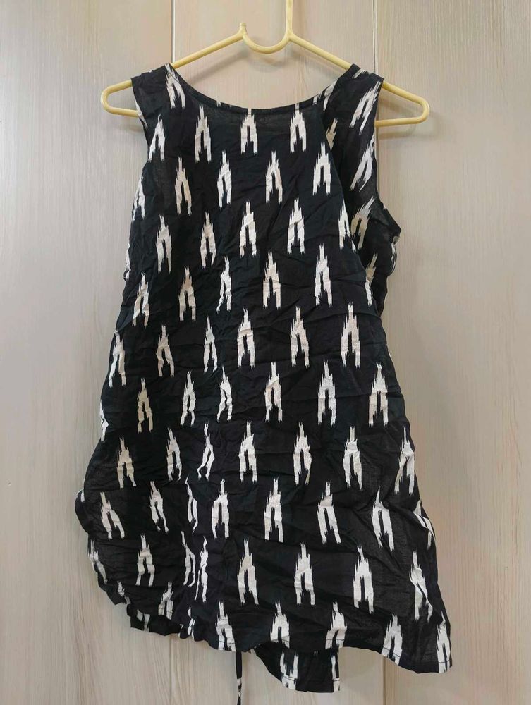 Sleeveless corset Kurti with back details 🦢🪞