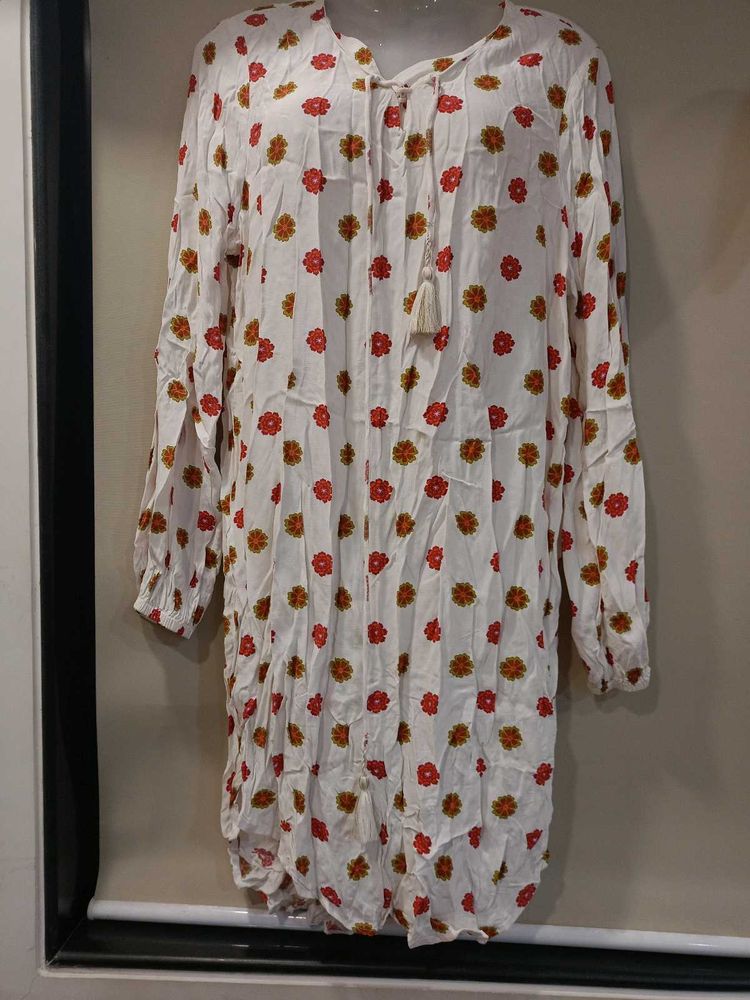 White Floral Kurta👗🤍
