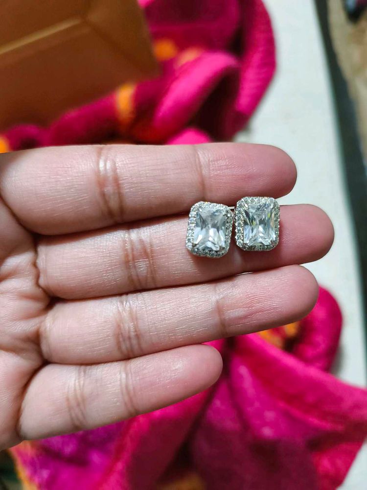 Giva Stud Earrings