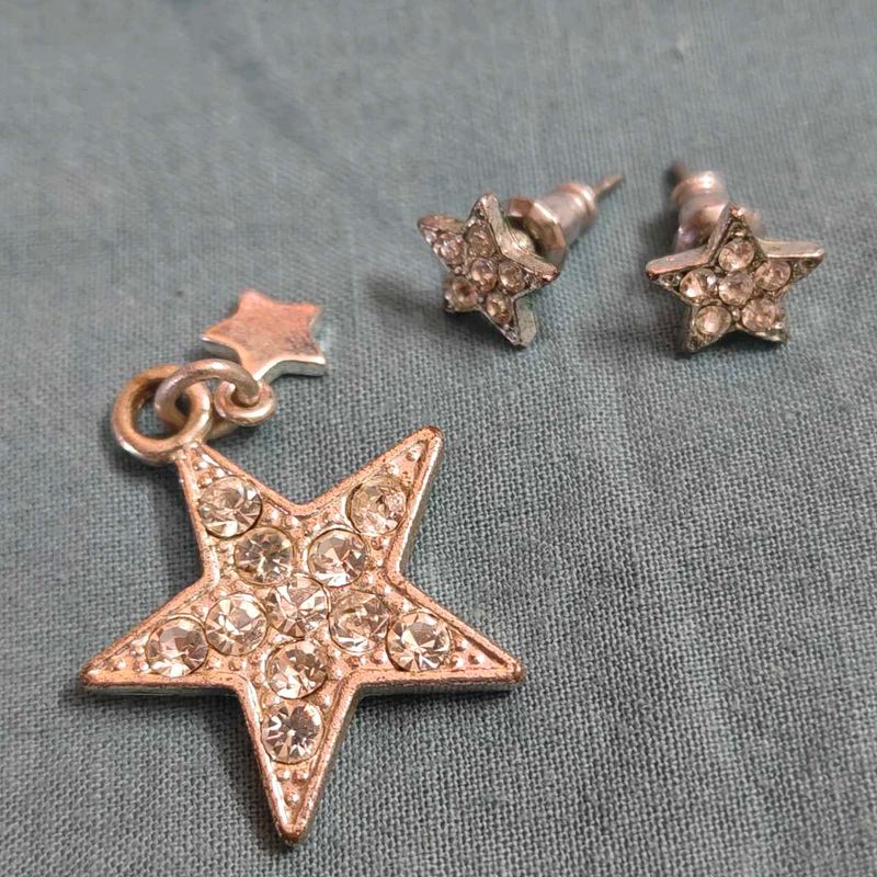 Star pendant and studs set