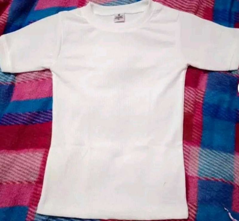 Women&#39;s Round Neck Crop Top