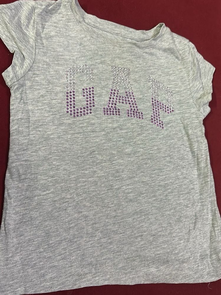 Cute GAP Kids Tee