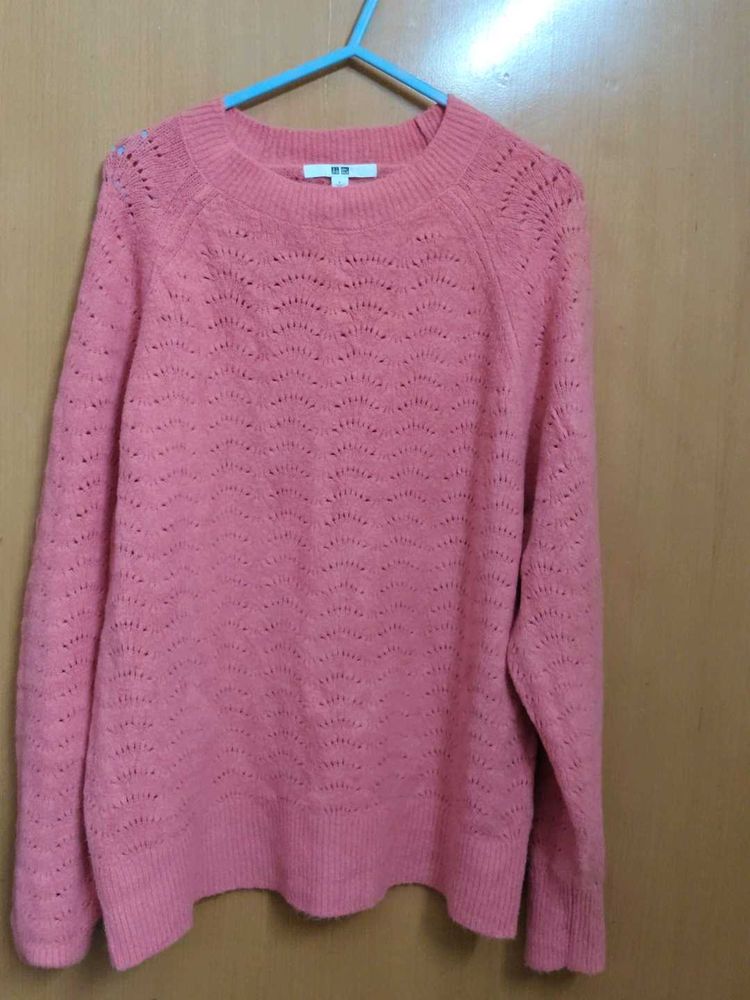 Uniqlo Original Sweater