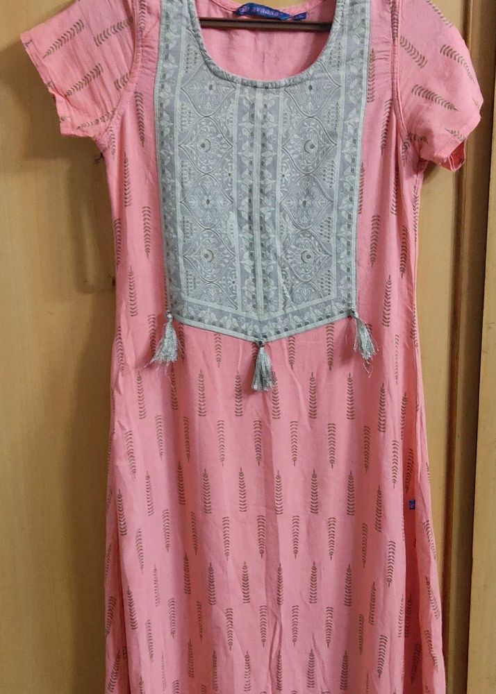 Buy This Aesthetic Pink Kurta