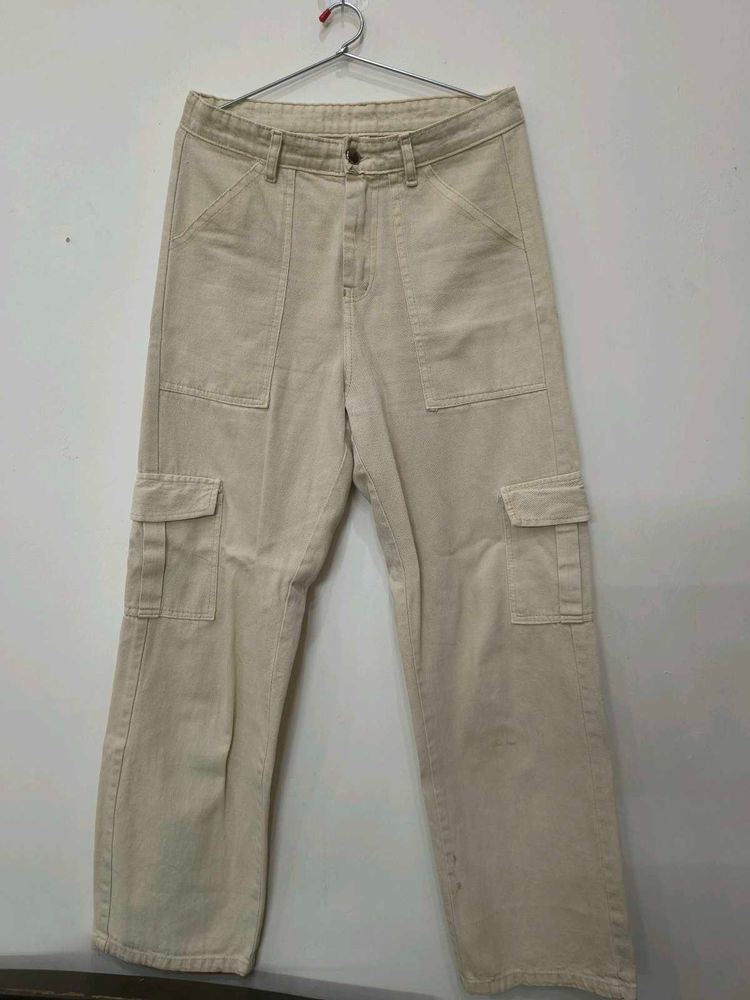 Beige Cargo Pants - Trendy &amp; Stylish