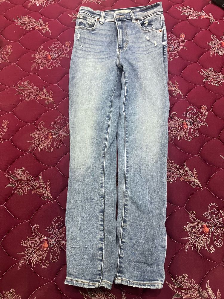 Light Wash Jeans