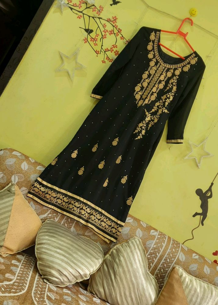 Embroidered Kurta🖤