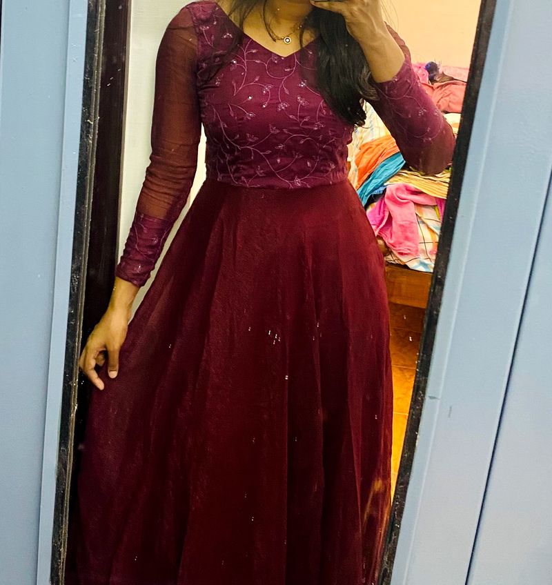 Beautiful 4 Meter Flared Georgette Wine Gown Steal