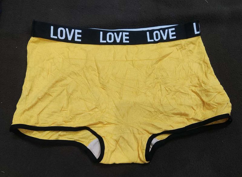 Love Print Yellow Briefs 🔥