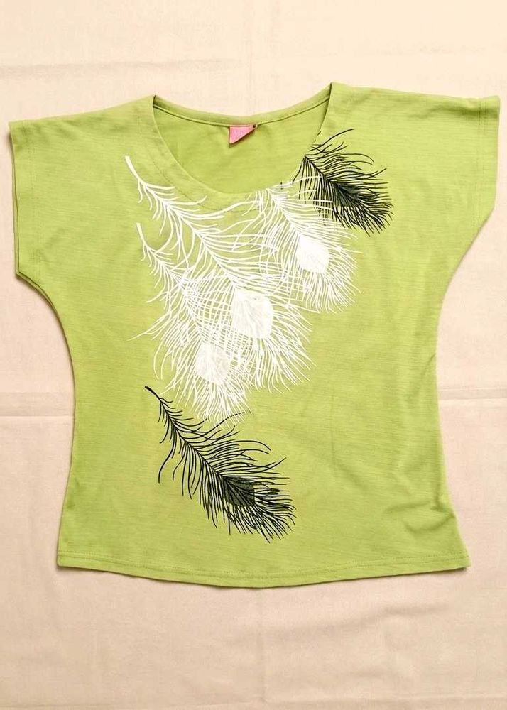 Green Feather Print T-Shirt
