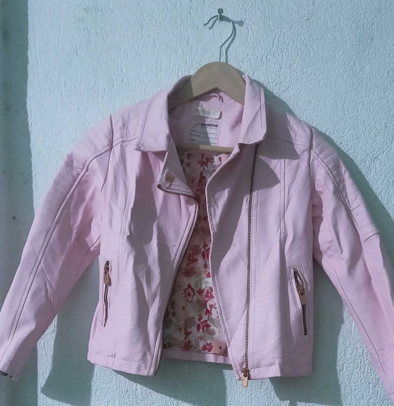 Baby pink leather jacket with zipper