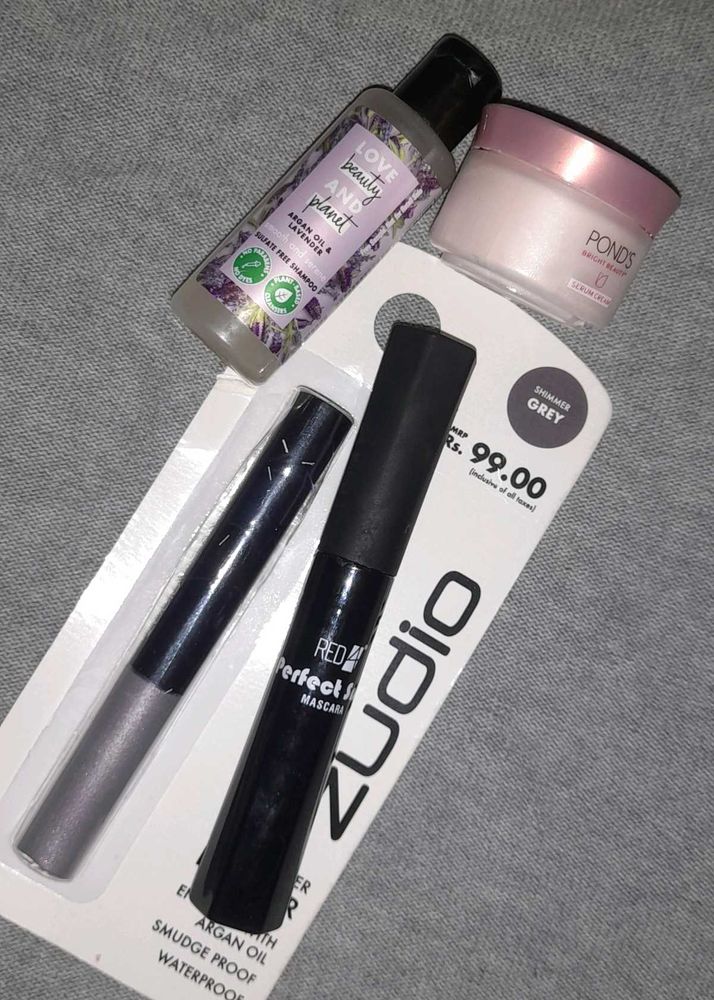 MMascara,eye liner, ponds cream &amp; shampoo
