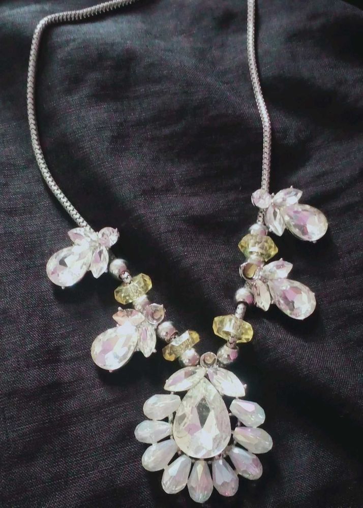 Statement Necklace With Nose Pin