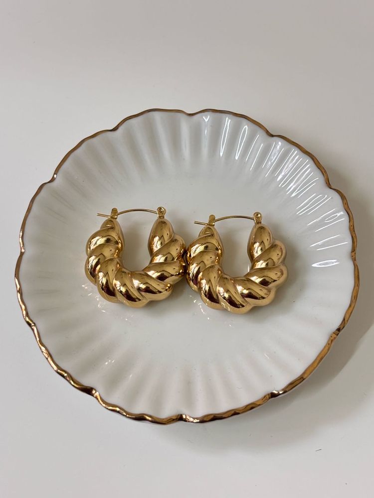 Chunky Croissant Hoops 🥐✨Anti-tarnish