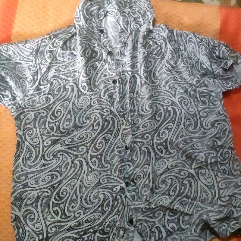 Patterned Short Sleeve Shirt