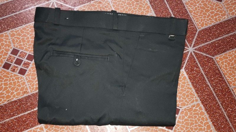 black colour formal pant for men