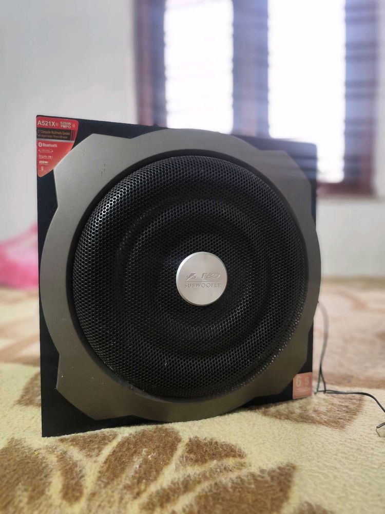 Subwoofer F&amp;D 6.5 Inch With Box
