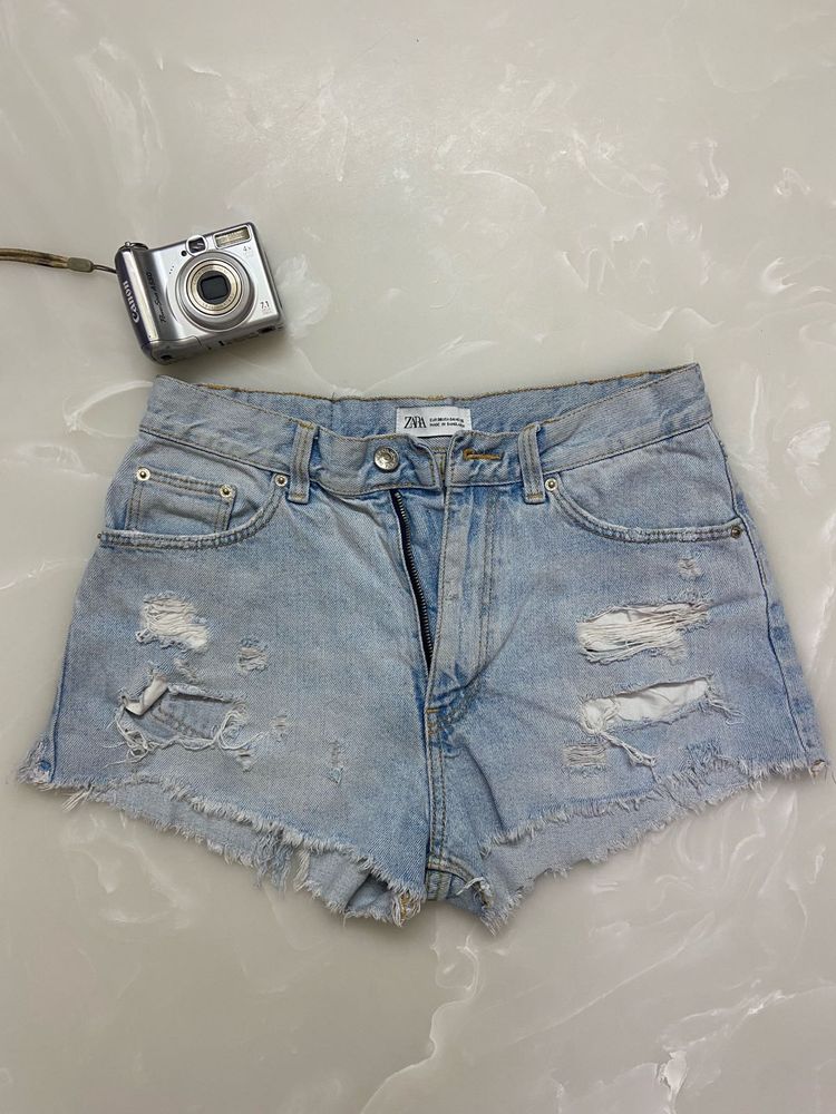 Zara Shorts
