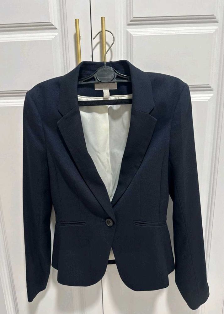 H&amp;m navy blue blazer