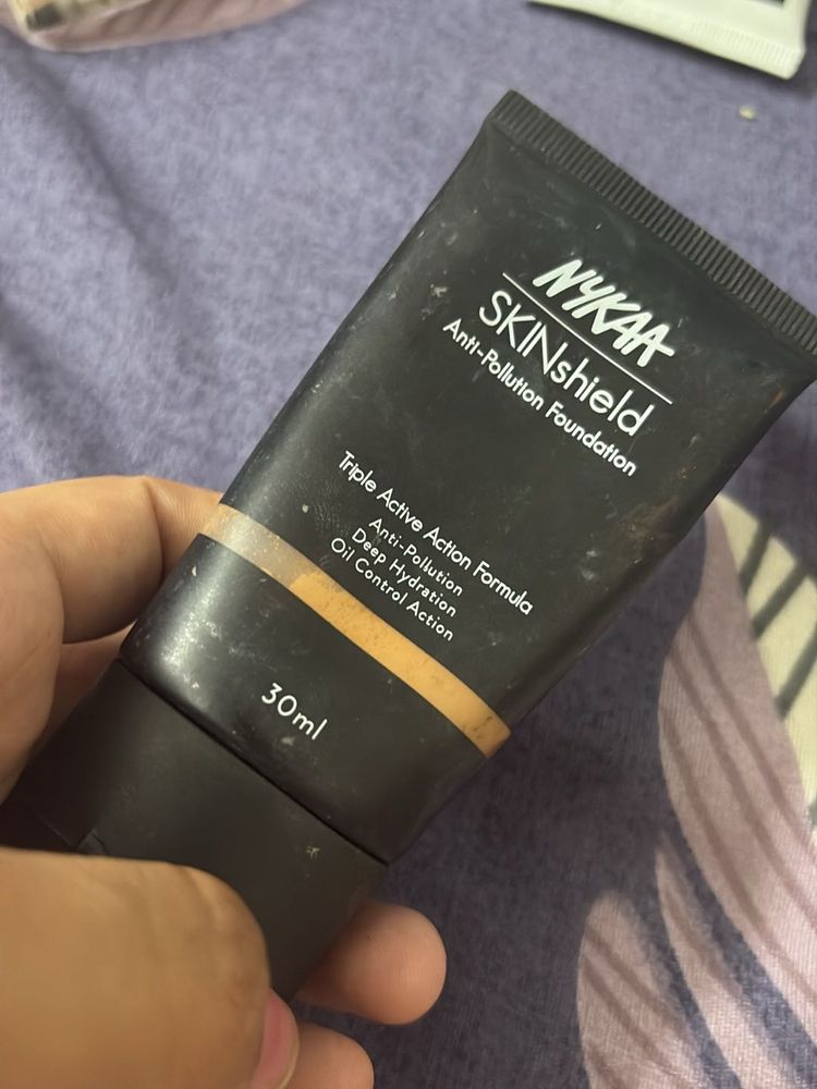 NYKAA SKINshield Foundation