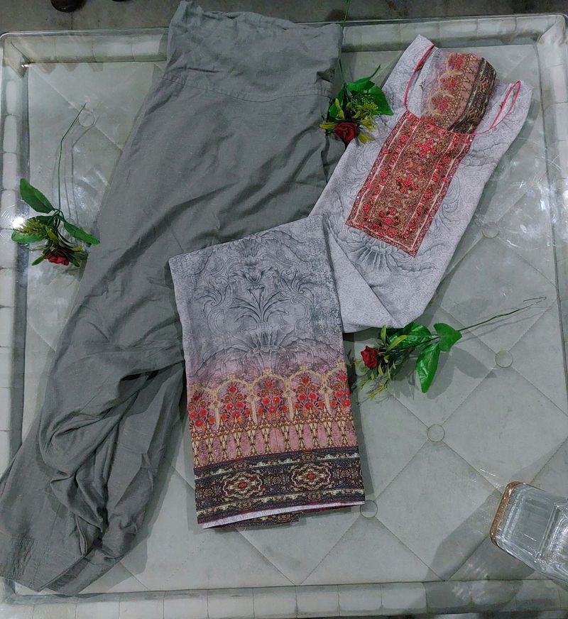 Beautiful Printed Kurta With Salwar