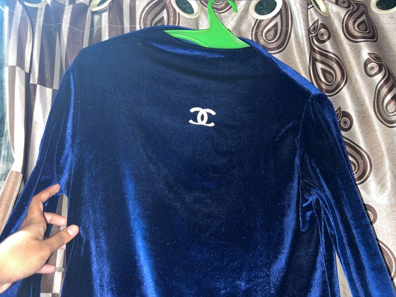 Velvet Top