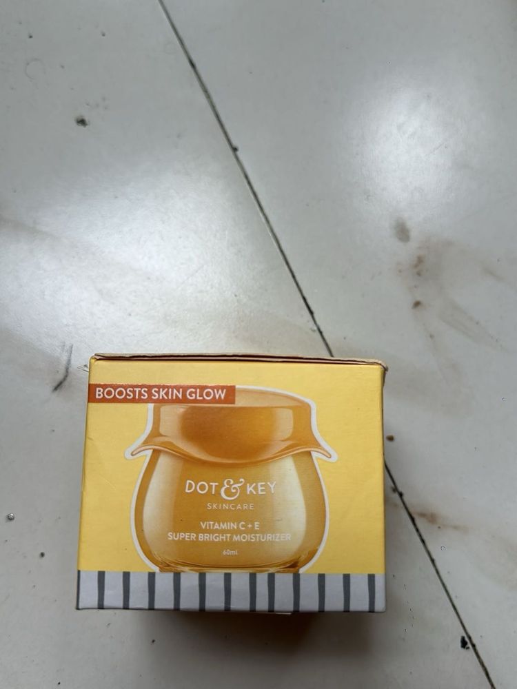 DOT &amp; Key VITAMIN C +E Super Bright Moisturizer