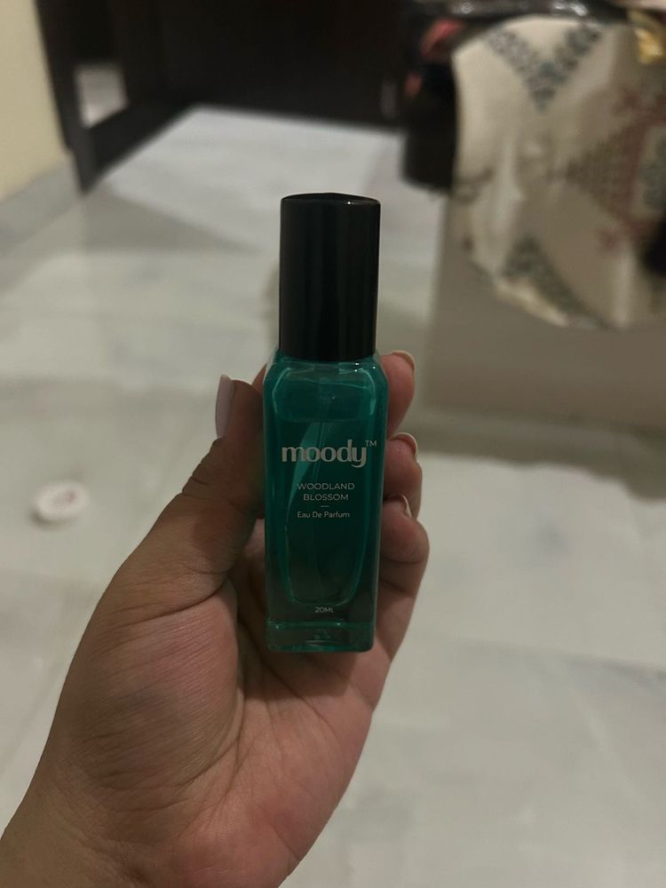 Moody Perfumes (Set of 2)