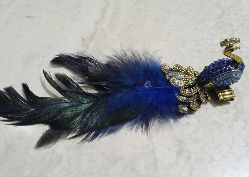 Blue 🦚 colur peacock hand ring with its original