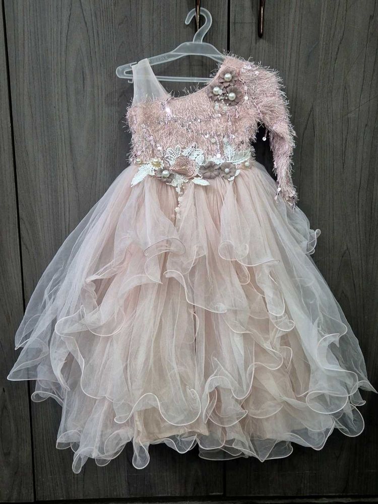 Elegant Pink Tulle Party Dress